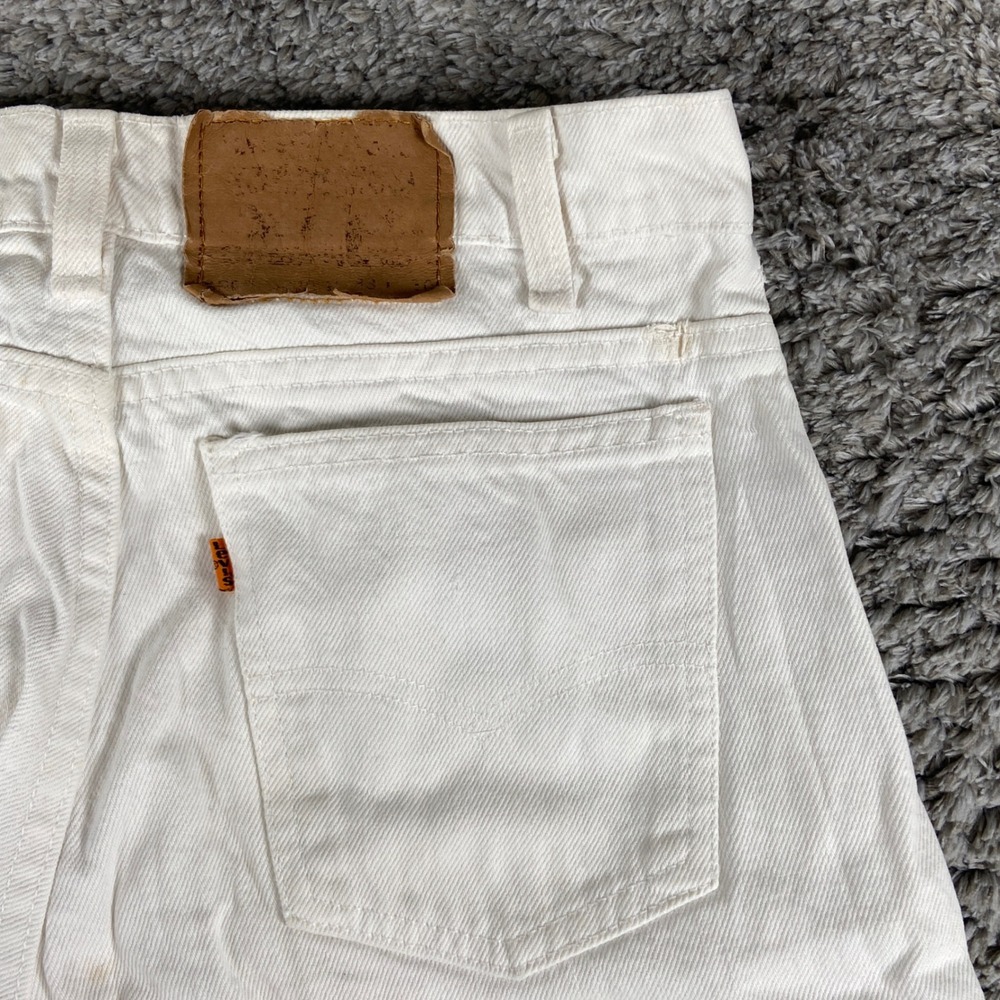 Vintage Levis 550 Orange Tab Jeans Men 33x30 White Denim Relaxed Tapered USA 90s